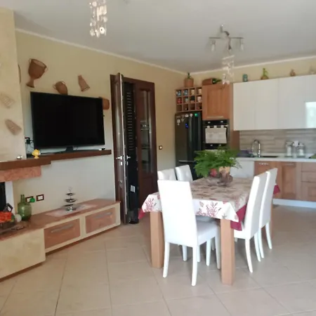 ゲストハウス Virginia ガリポリ